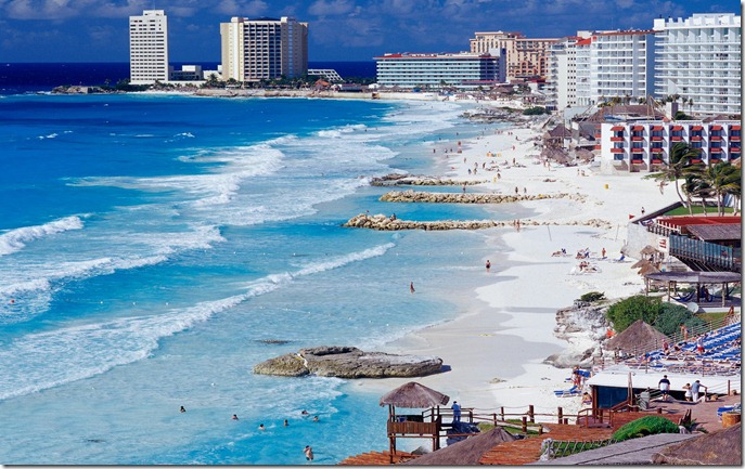 MEXcancun_shoreline,_mexico