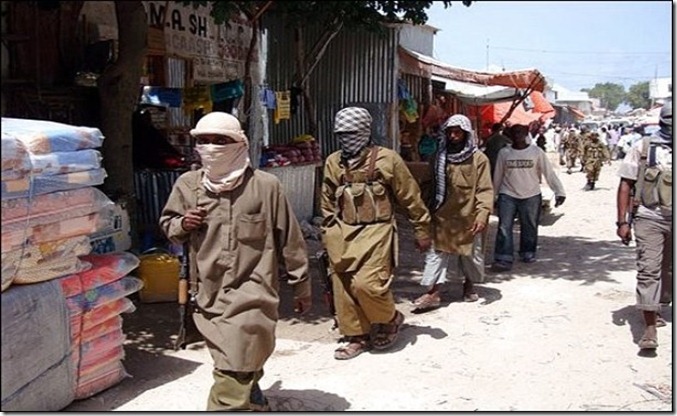 SO Armed_Al-Shabaab_fighters_patrol_Bakara_Market_in_Mogadishu,_Somalia,_Monday,_June_29,_2009